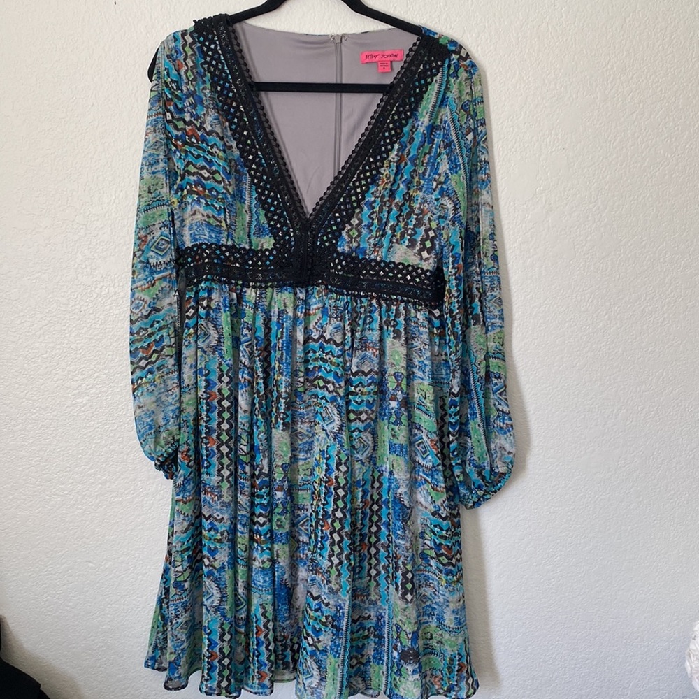 Betsy Johnson Cold Shoulder Long Sleeve Baby Doll Dress - Picture 4 of 10